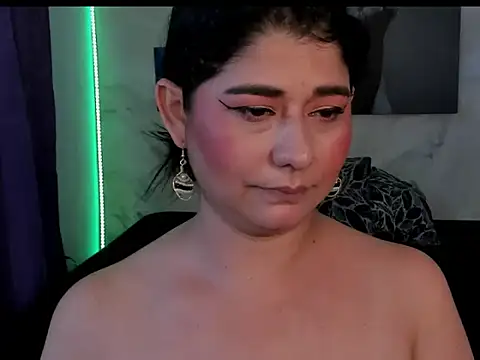 alinabozz1 online show from 07-20-26, 04:31