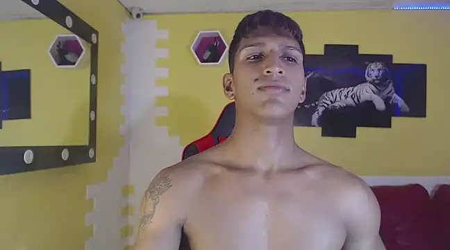 mau elixxx online show from 01-03-25, 02:43