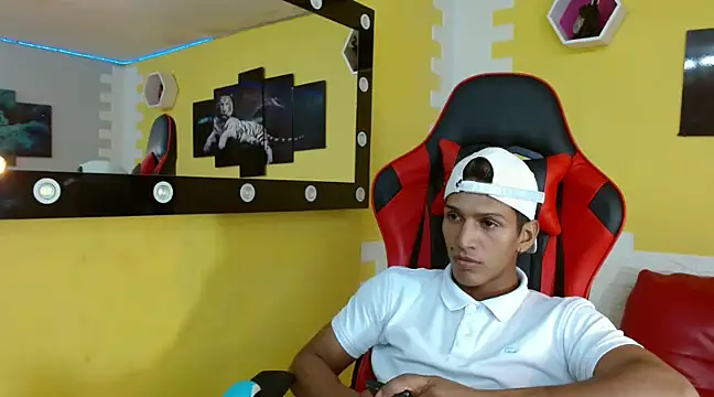 mau elixxx online show from 01-17-25, 03:23