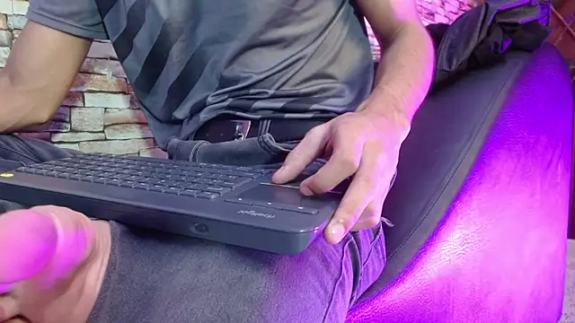 hares mds online show from 12-17-25, 01:38