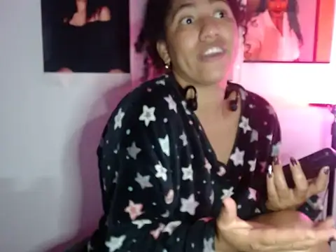 bellacrespalatina online show from 10-10-25, 04:13