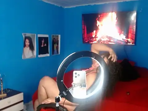 bellacrespalatina online show from 11-28-25, 02:45