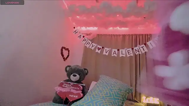 Snapshot of Lauu_G chatting on 01-29-25, 03:01 Lauu G online show from 01-29-25, 03:01