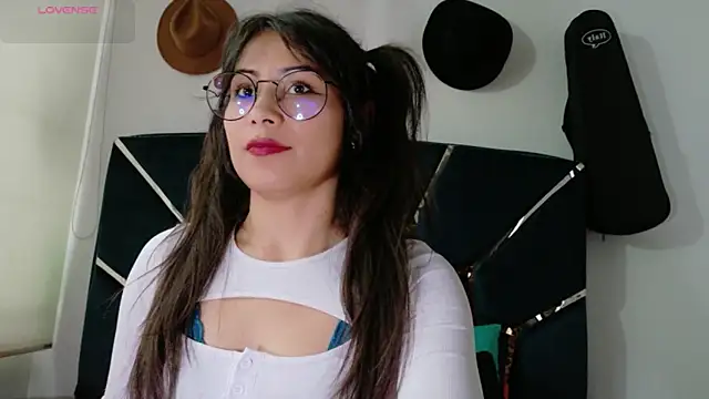 Snapshot of Jade_Zephyra chatting on 01-31-26, 07:23 Jade Zephyra online show from 01-31-26, 07:23