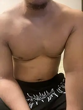 YU-KI00 online show from 12-14-25, 06:08