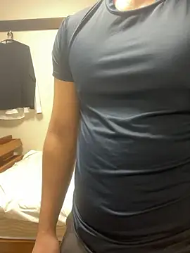 YU-KI00 online show from 10-28-25, 12:15