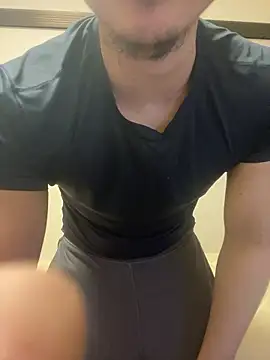 YU-KI00 online show from 03-23-26, 12:27