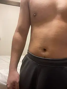 YU-KI00 online show from 11-29-25, 09:20