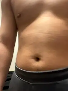 YU-KI00 online show from 11-30-25, 11:33