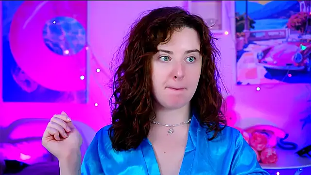 AnnTerry  online show from 10-04-25, 09:33