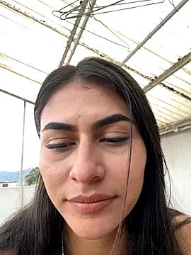 emilie xx  online show from 10-10-25, 10:10