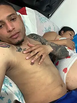 Snapshot of elSexi chatting on 02-22-25, 12:38 elSexi online show from 02-22-25, 12:38