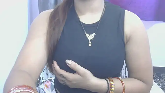 Snapshot of cutie-taara chatting on 09-21-25, 05:01 cutie-taara online show from 09-21-25, 05:01