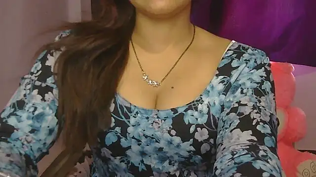 cutie-taara online show from 03-30-26, 03:30