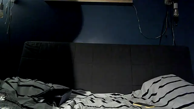  medusam online show from 04-07-26, 02:19