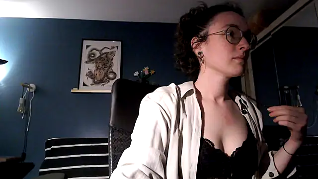  medusam online show from 03-31-26, 02:08