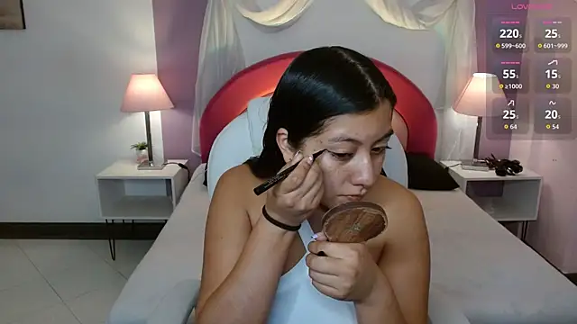 Snapshot of Paulis_gh chatting on 10-07-25, 11:22 Paulis gh online show from 10-07-25, 11:22