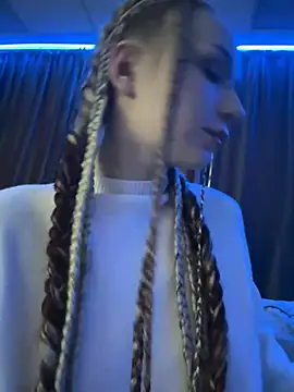 Snapshot of Eva_Millss chatting on 01-23-25, 01:13 Eva Millss online show from 01-23-25, 01:13