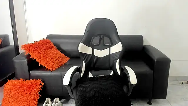 JuanDiegoKing online show from 03-05-25, 01:42