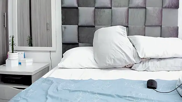 JuanDiegoKing online show from 11-27-25, 07:58