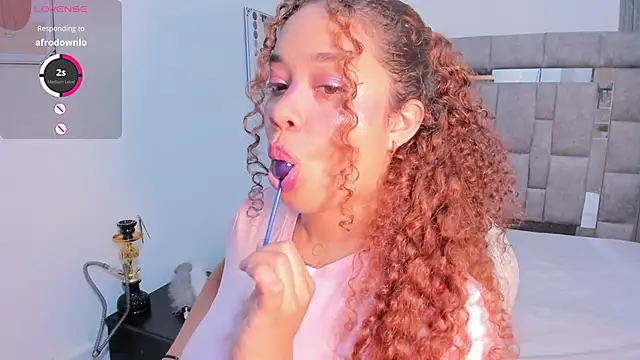 zulyjones online show from 11-05-25, 02:20