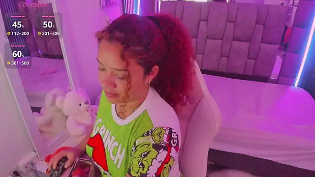 zulyjones online show from 04-11-26, 12:42