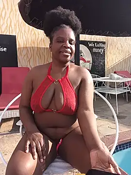 Snapshot of SexinessBae chatting on 07-10-26, 01:11 SexinessBae online show from 07-10-26, 01:11