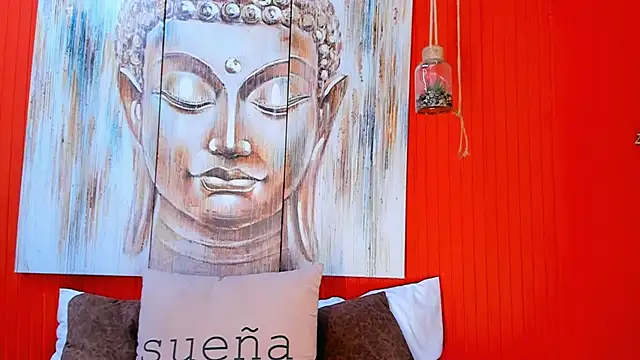 grace miller03 online show from 10-31-25, 07:54