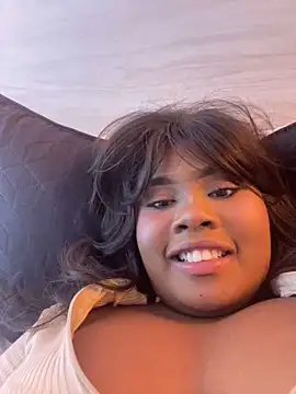 Snapshot of grace_miller03 chatting on 02-22-26, 04:15 grace miller03 online show from 02-22-26, 04:15