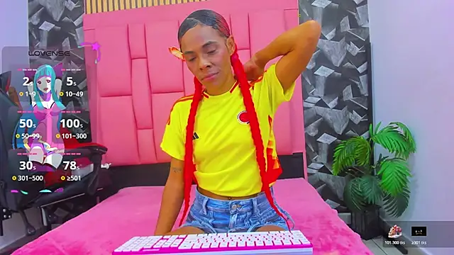 Brithanyslim online show from 06-17-26, 07:35
