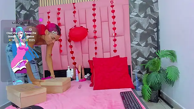 Brithanyslim online show from 02-16-26, 07:45