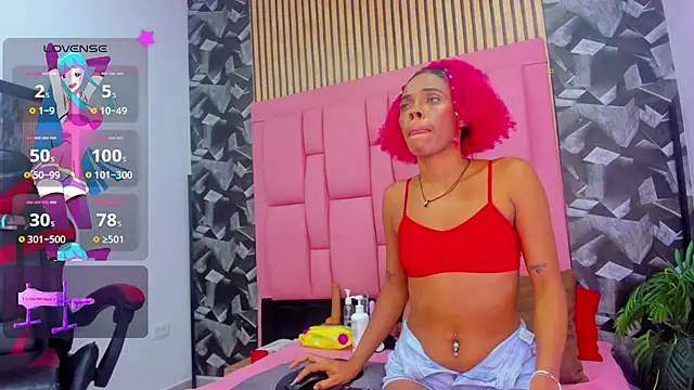 Brithanyslim online show from 03-25-26, 07:13