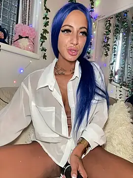 Snapshot of mrs_skinny_goddess chatting on 07-04-26, 05:06 mrs skinny goddess online show from 07-04-26, 05:06
