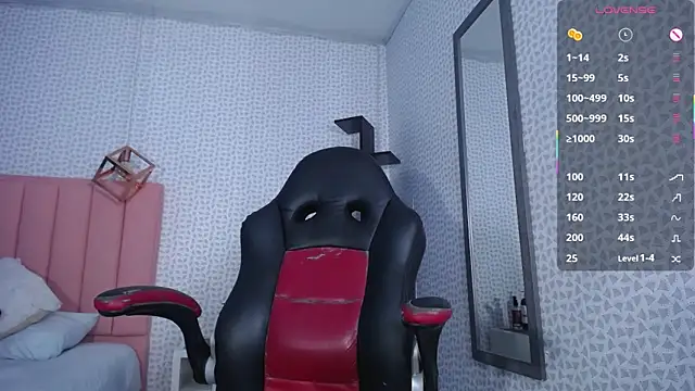 DENISERICHARD2 online show from 11-12-25, 12:42