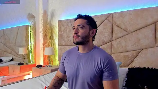 Snapshot of JossAckland chatting on 02-17-26, 08:06 JossAckland online show from 02-17-26, 08:06