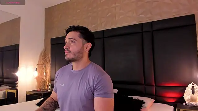 Snapshot of JossAckland chatting on 02-06-26, 08:16 JossAckland online show from 02-06-26, 08:16