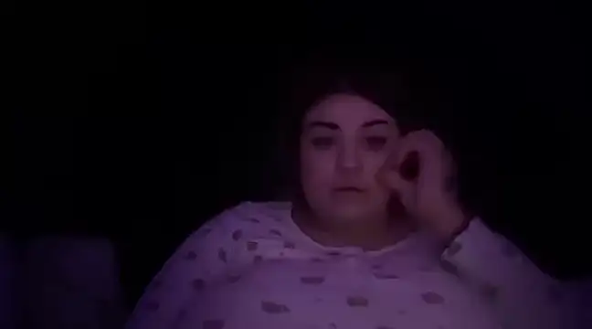 Snapshot of curvybabesx1 chatting on 03-16-25, 07:27 curvybabesx1 online show from 03-16-25, 07:27