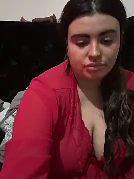 Snapshot of curvybabesx1 chatting on 12-12-24, 10:34 curvybabesx1 online show from 12-12-24, 10:34