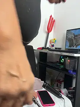 chiquimaturesexy online show from 10-15-25, 07:00