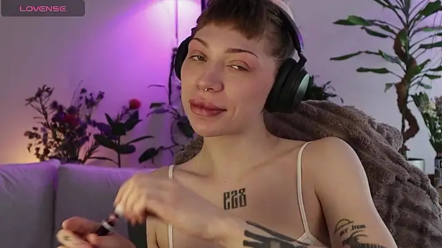 PaulaPratt online show from 03-13-26, 05:23