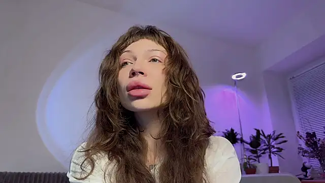 PaulaPratt online show from 12-18-25, 05:45