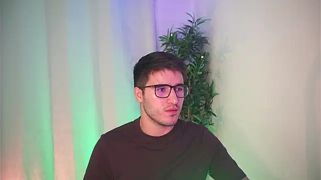 Tony Wylie online show from 02-14-26, 03:45