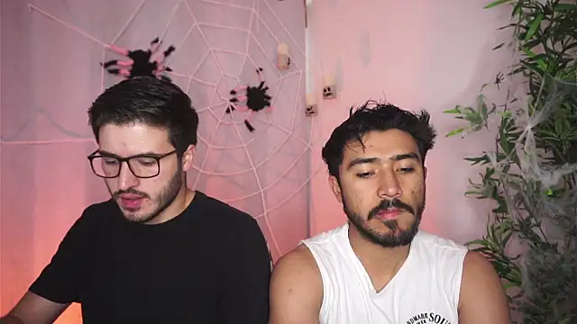 Tony Wylie online show from 10-18-25, 04:53