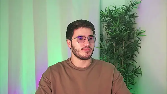 Tony Wylie online show from 04-18-26, 04:15