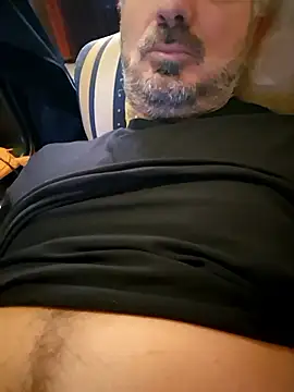 1talianBeutifulCock online show from 01-12-26, 12:45