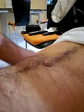 Snapshot of 1talianBeutifulCock chatting on 01-07-25, 10:55 1talianBeutifulCock online show from 01-07-25, 10:55