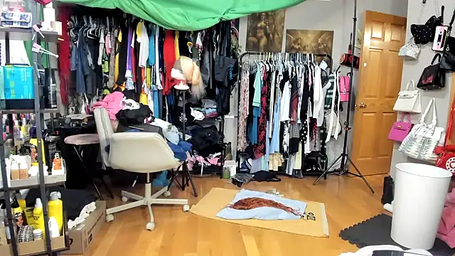 jessy0504 online show from 04-02-26, 11:28