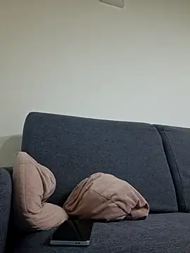 perla97 online show from 02-11-26, 01:44