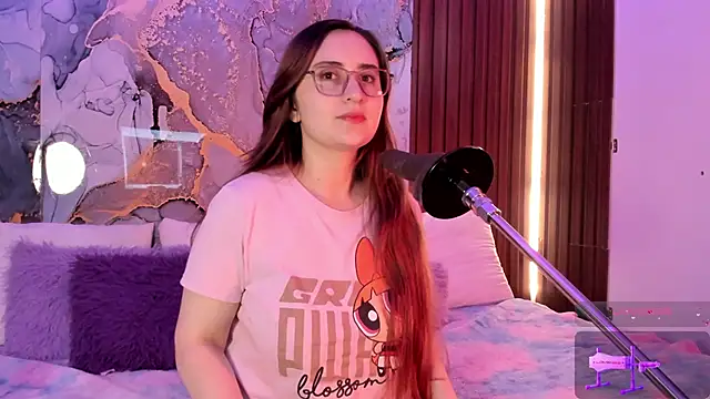 centaurigirl online show from 11-02-25, 04:45