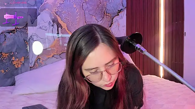 centaurigirl online show from 10-11-25, 03:29